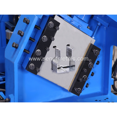 Storage rack roll forming machine